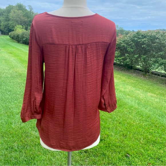 GAP Factory Tierra Red 3/4 Sleeve Blouse - Picture 10 of 15